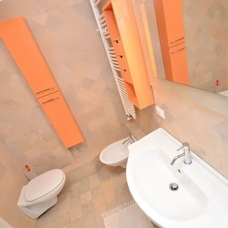 Arriving By Train, 4pax, Aircond, Wifi Appartement *