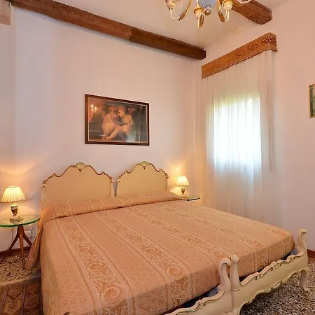 Appartement Arriving By Train, 4pax, Aircond, Wifi Venise