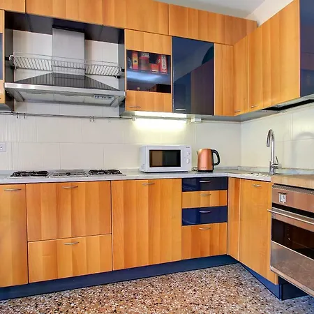 Arriving By Train, 4pax, Aircond, Wifi Appartement Venise